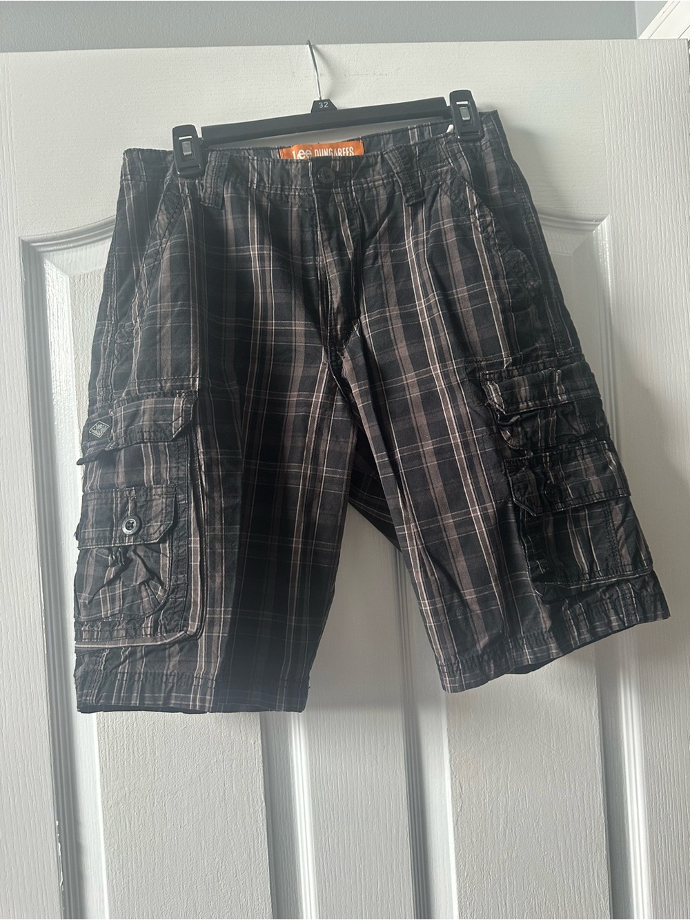 Lee Black Plaid Cargo Shorts for Men - Multi-Pocket